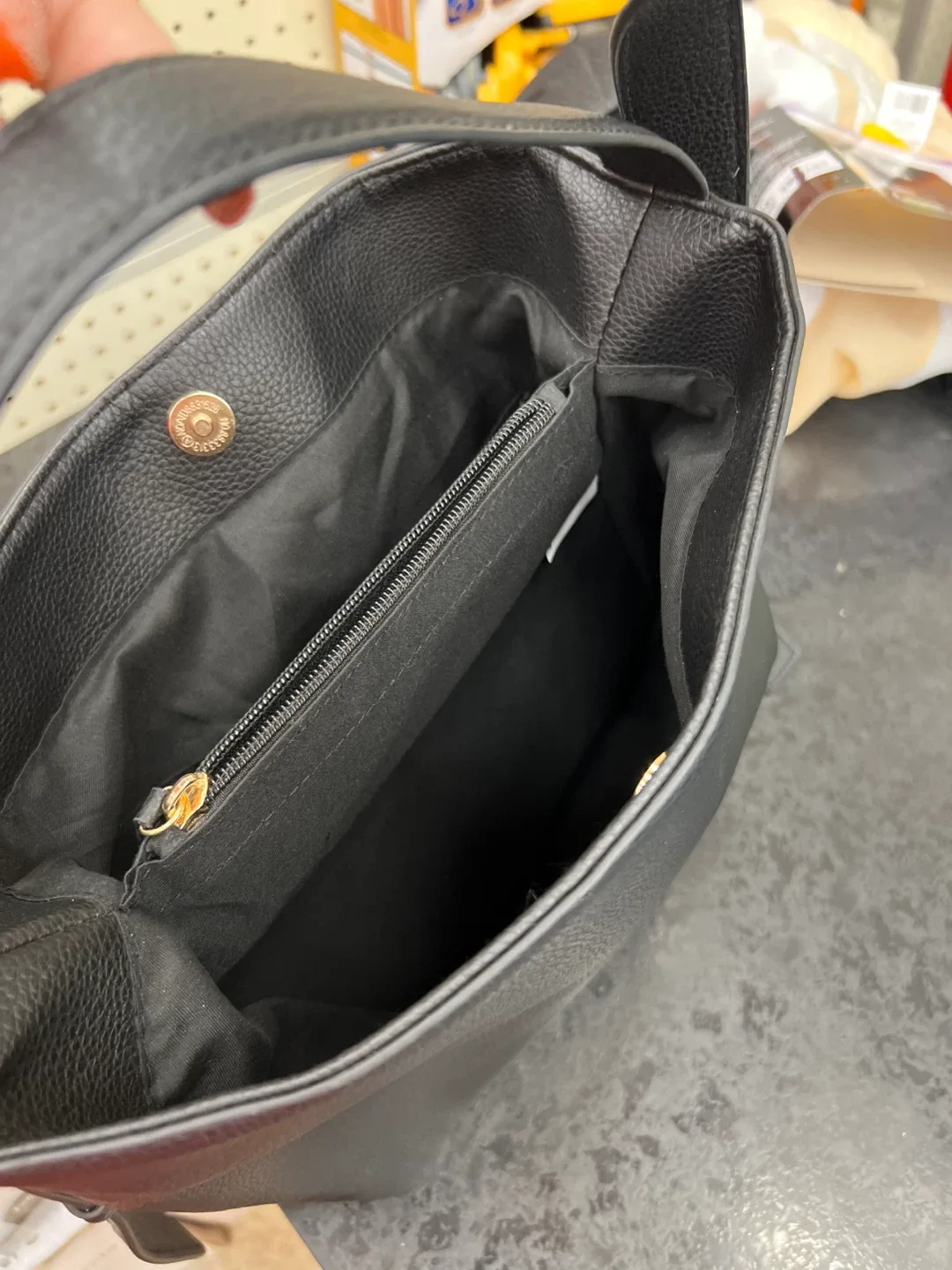 Black Shoulder Bag image indicator(2)