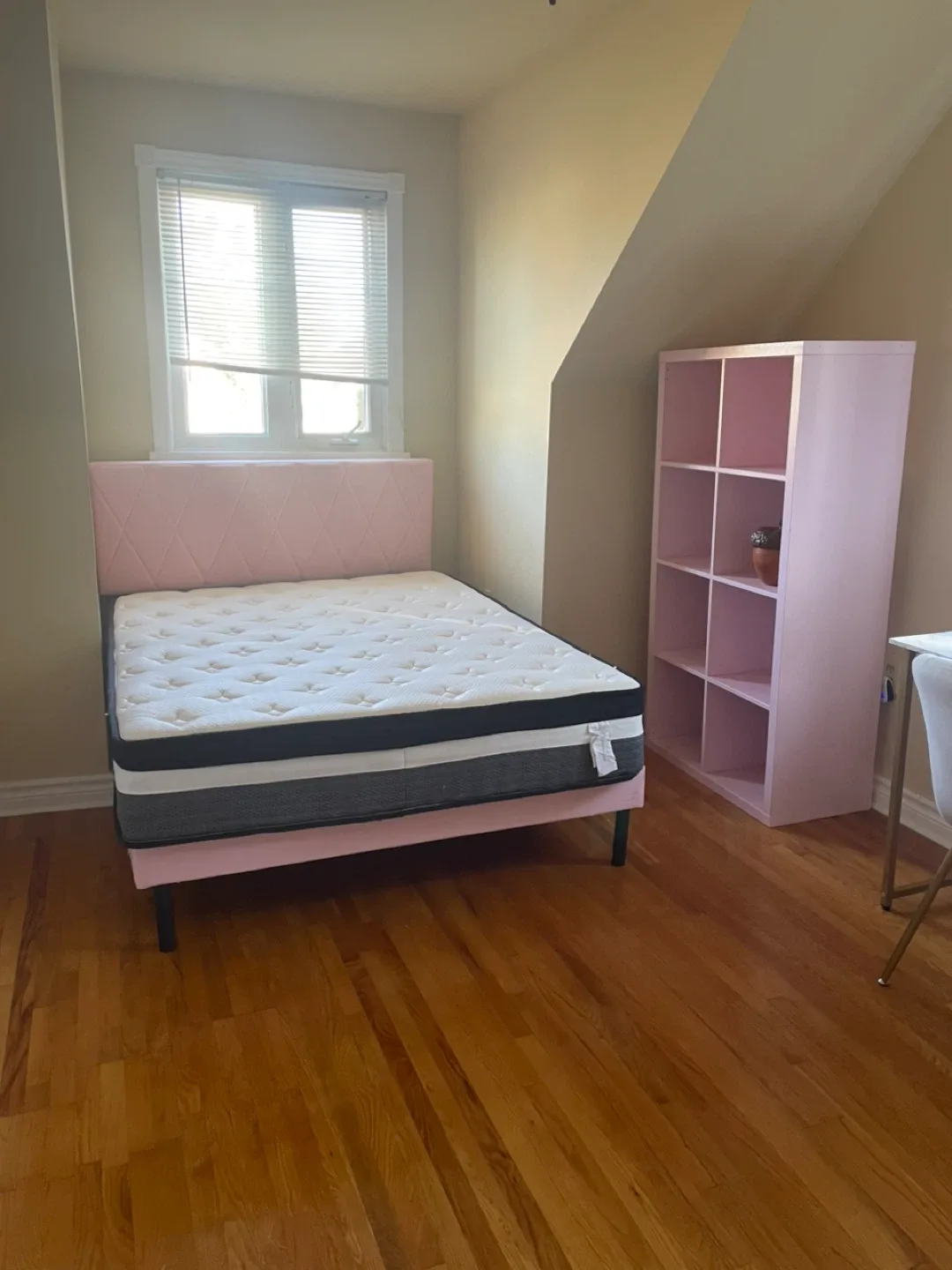 Room rental image indicator(10)