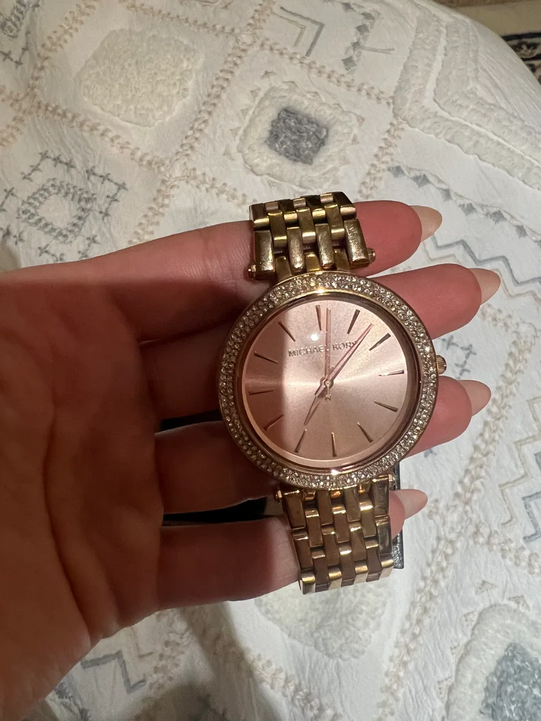 Michael Kors Rose Gold Watch with Box image indicator(4)