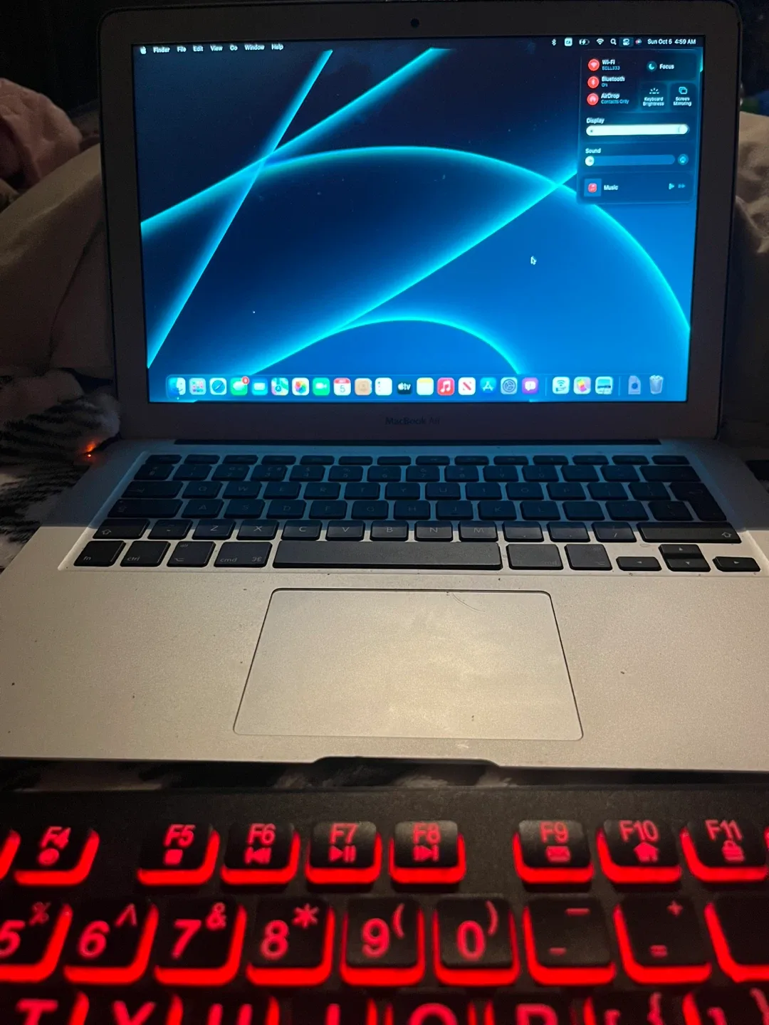 MacBook Air 13" image indicator(2)