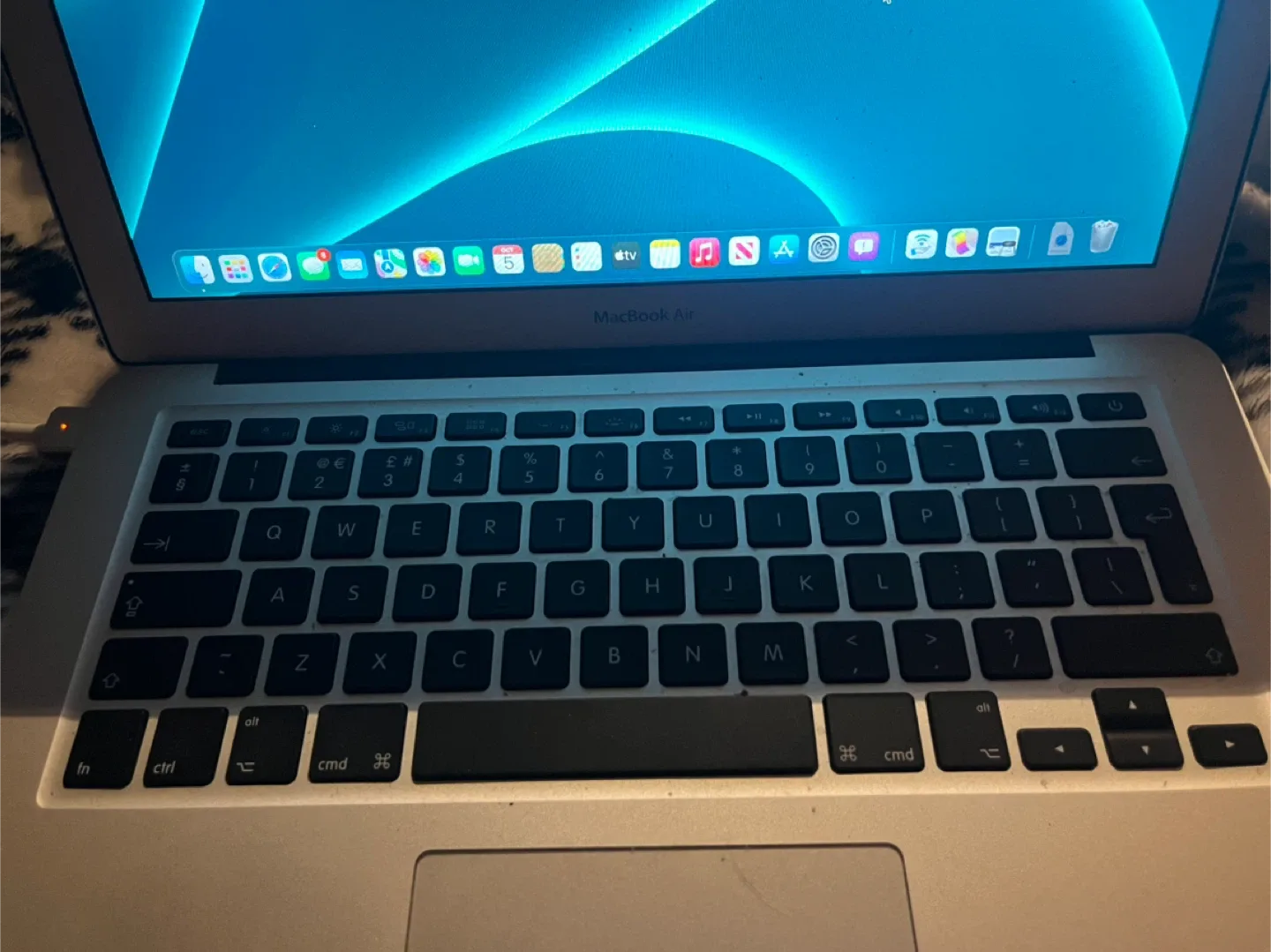 MacBook Air 13" image indicator(4)
