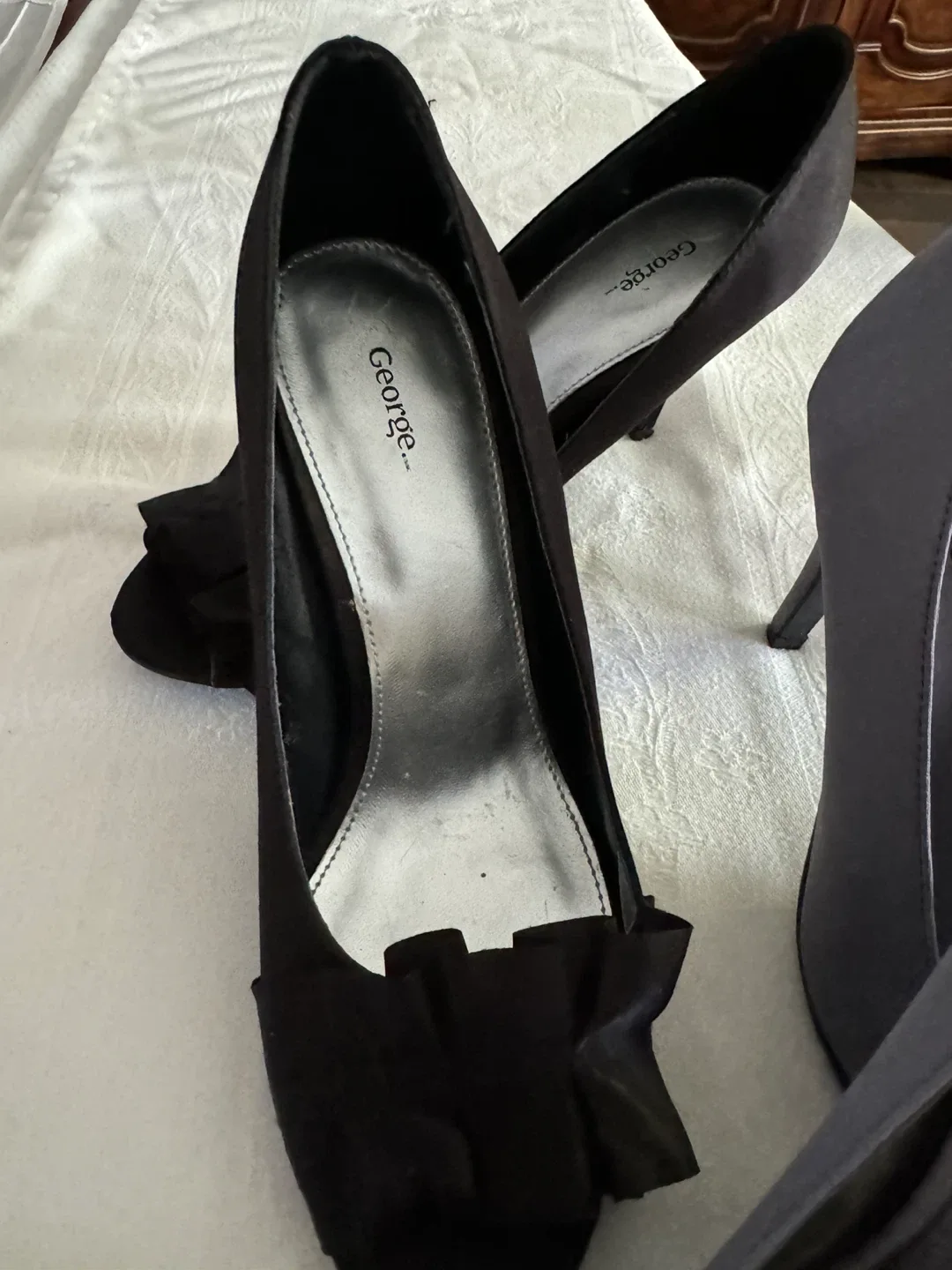 Designer shoes -  Heels All Size 8 image indicator(2)