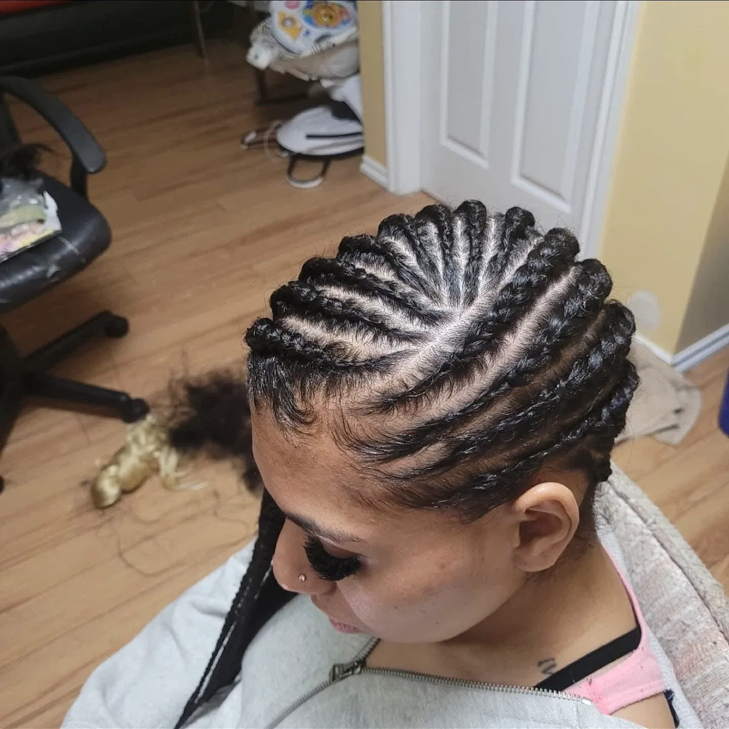 Hairdresser image indicator(8)