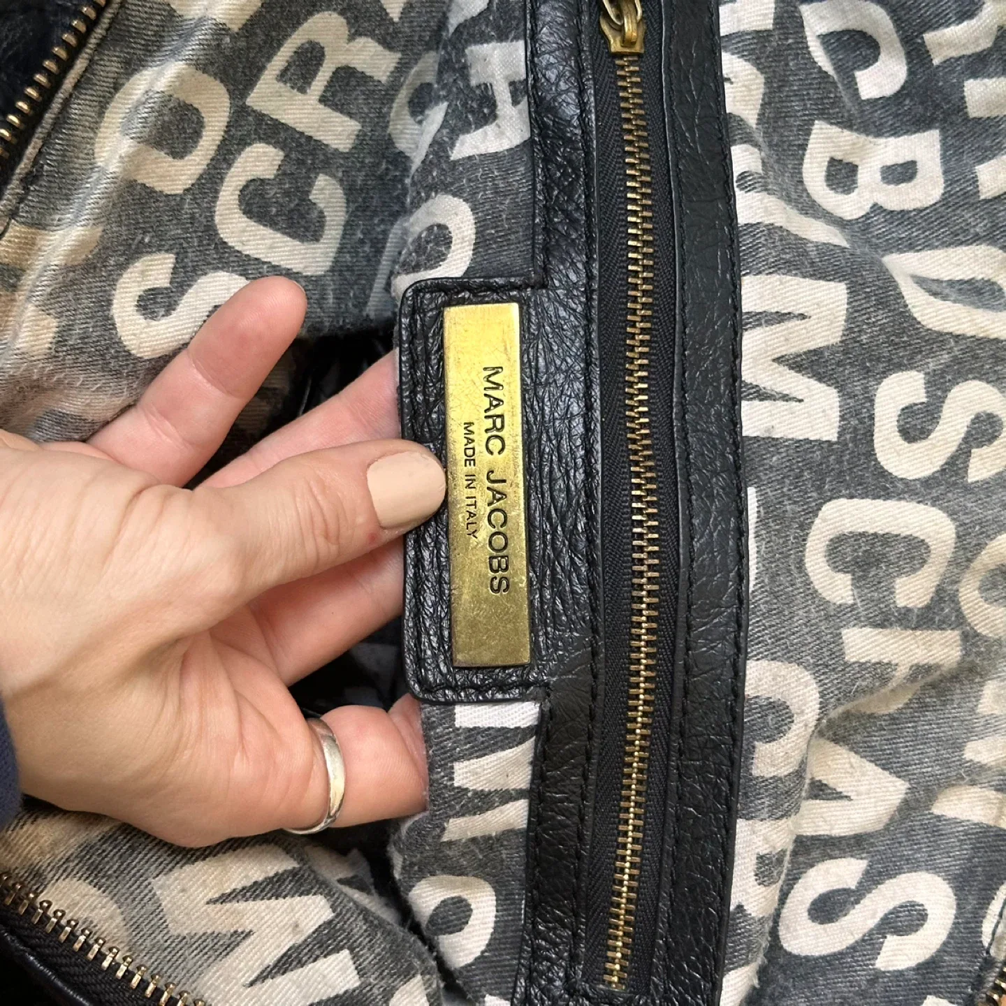 Cecilia Satchel Marc Jacobs Black Leather image indicator(8)