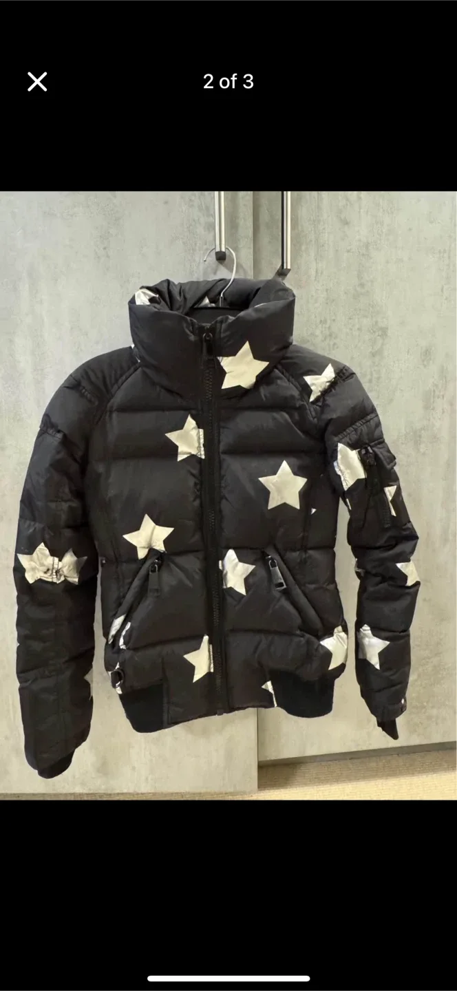 Women’s Sam Black Down Puffer Jacket with Stars image indicator(2)
