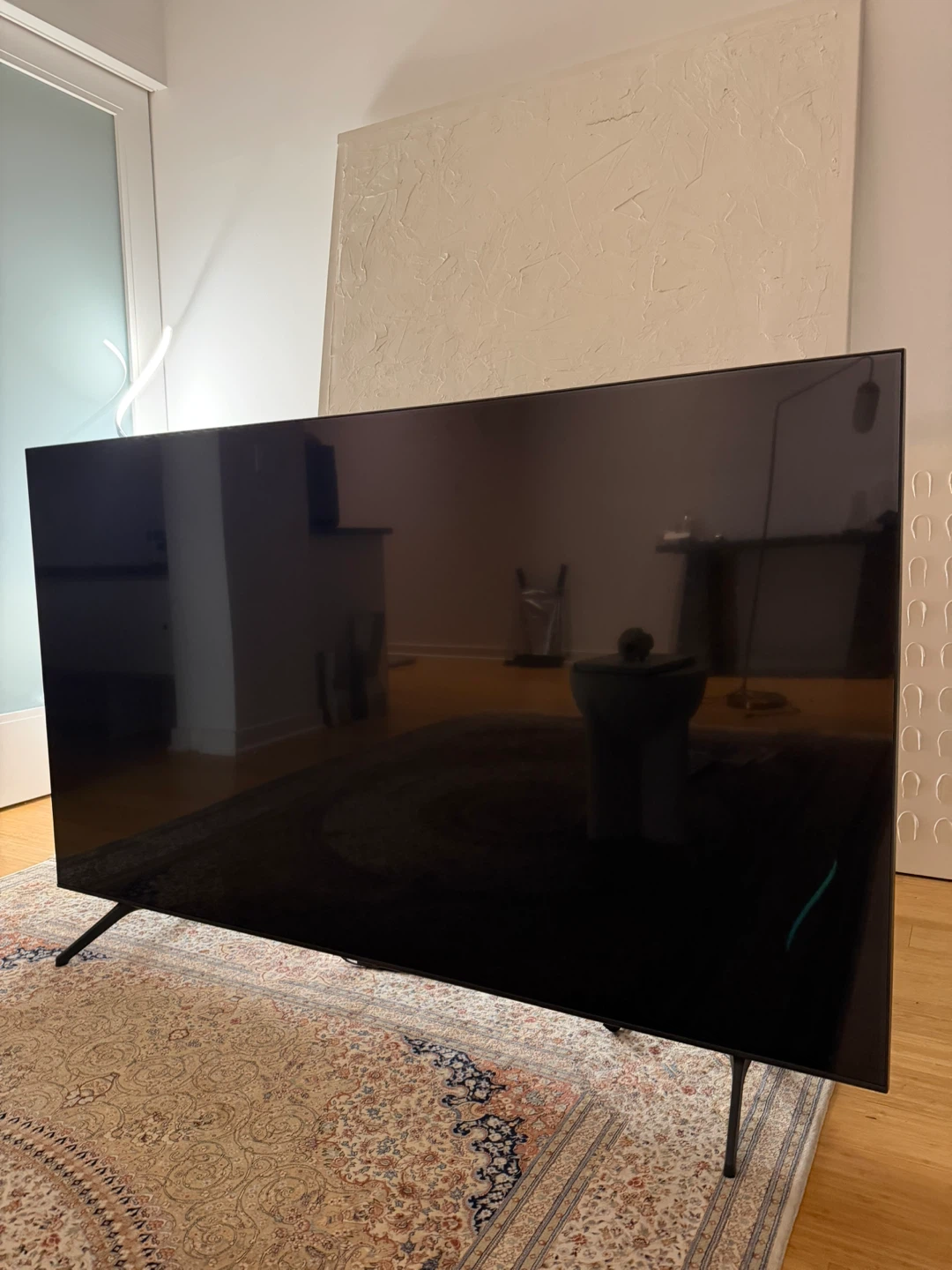 70” Samsung Smart TV - photo 3
