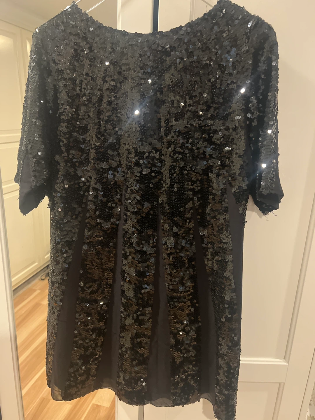 Daslu São Paulo Black Sequin Dress - Size 38 - photo 3