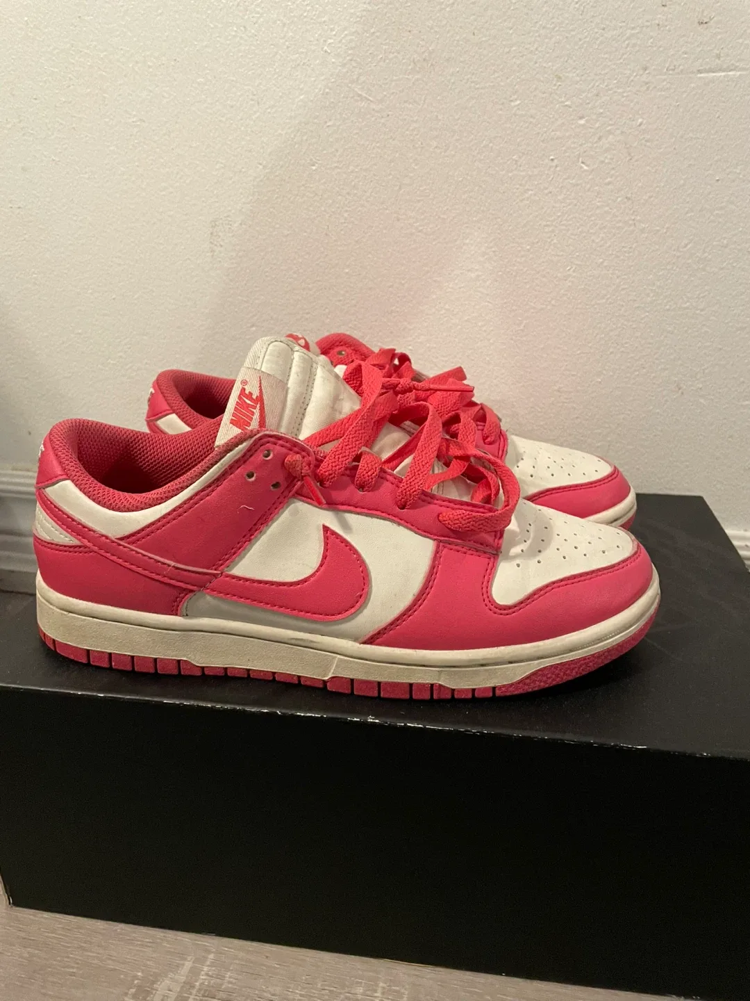 Nike Dunk Low Pink/White, US 7 image indicator(2)