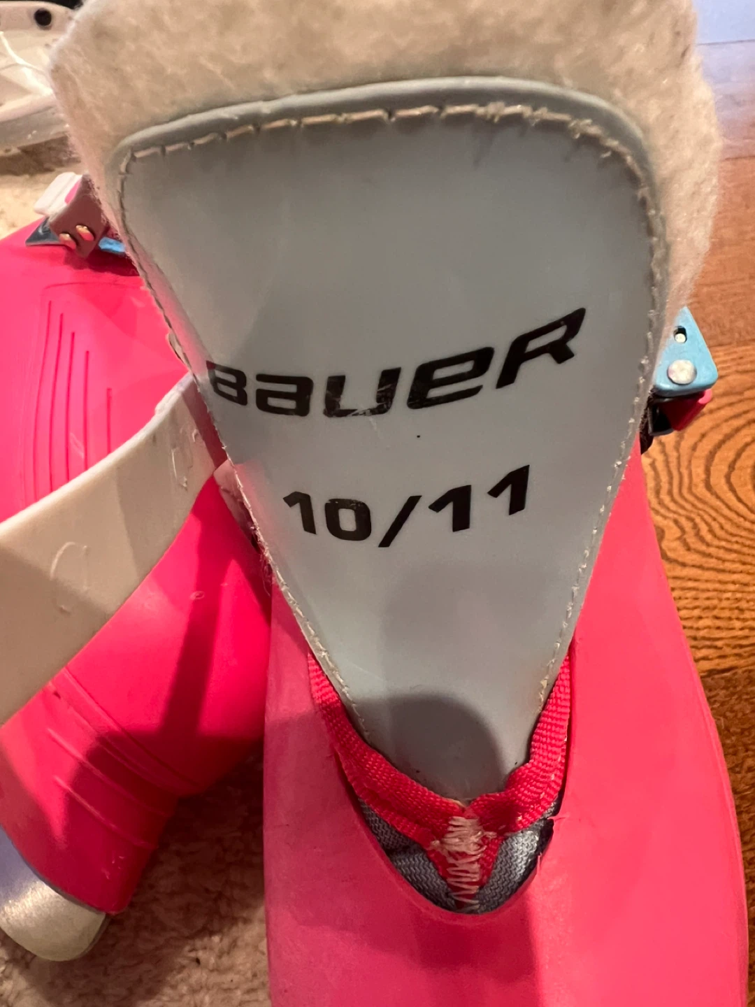 Skates girl size 10/11 - photo 2
