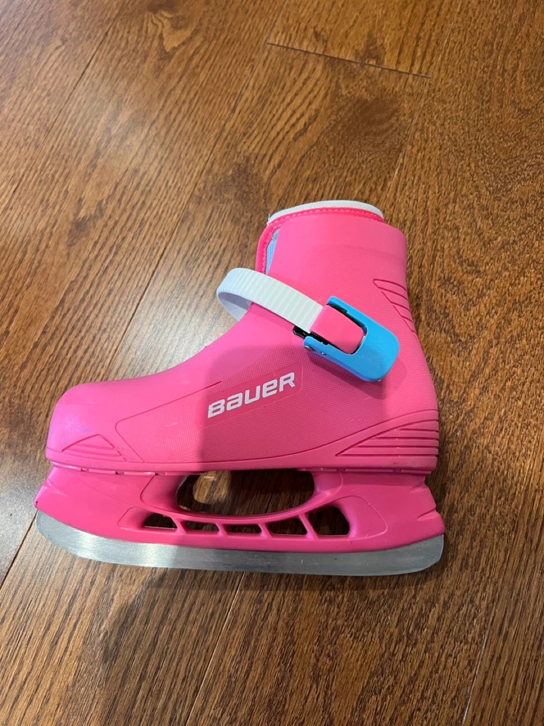 Skates girl size 10/11