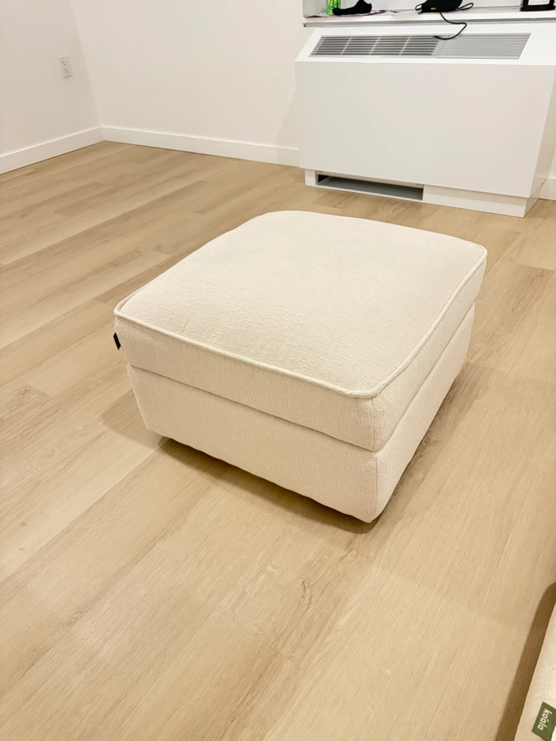 New Koala twin sleeper sofa and ottoman - photo 2