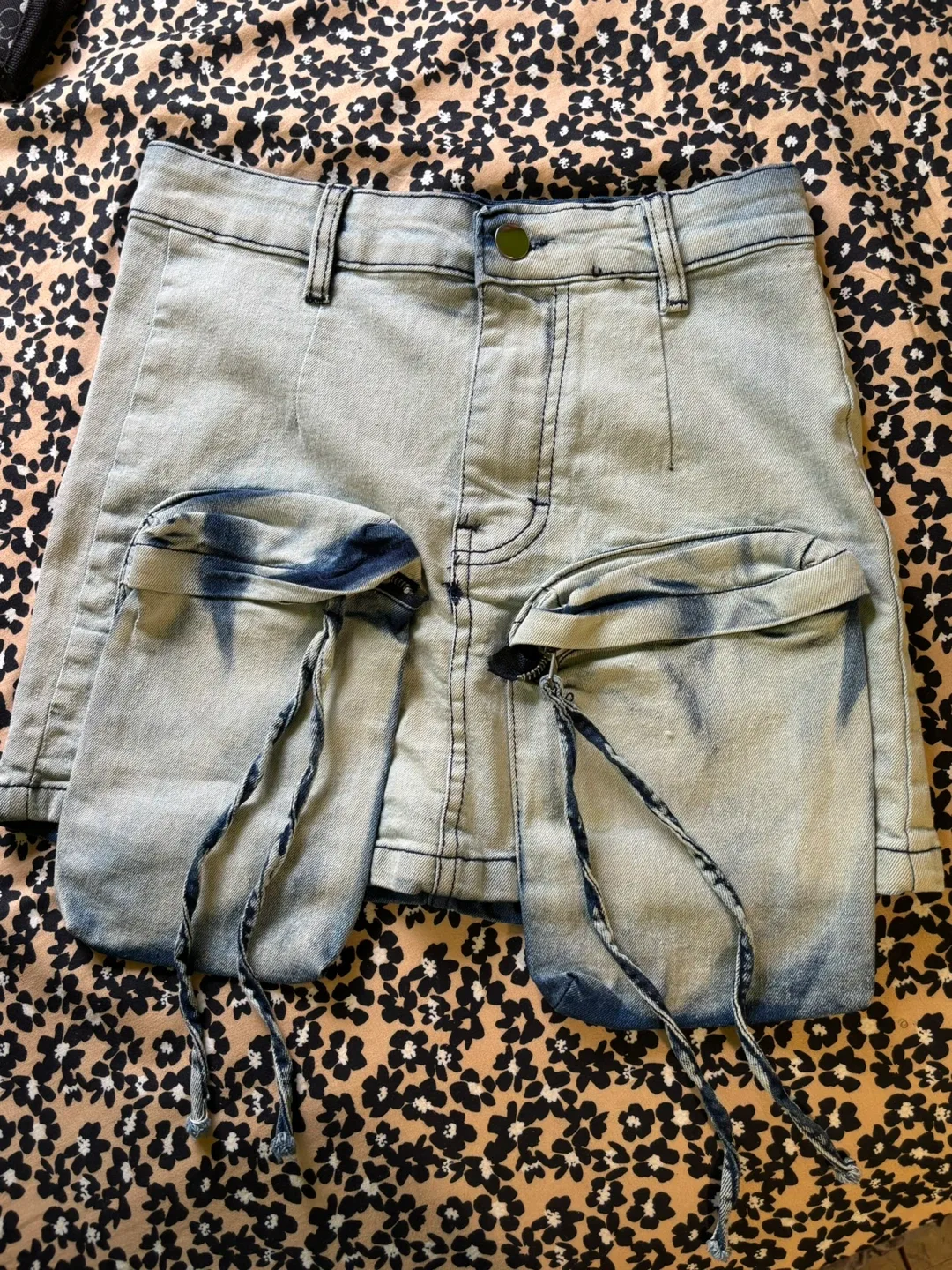 Denim Mini Skirt with Cargo Pockets thumbnail
