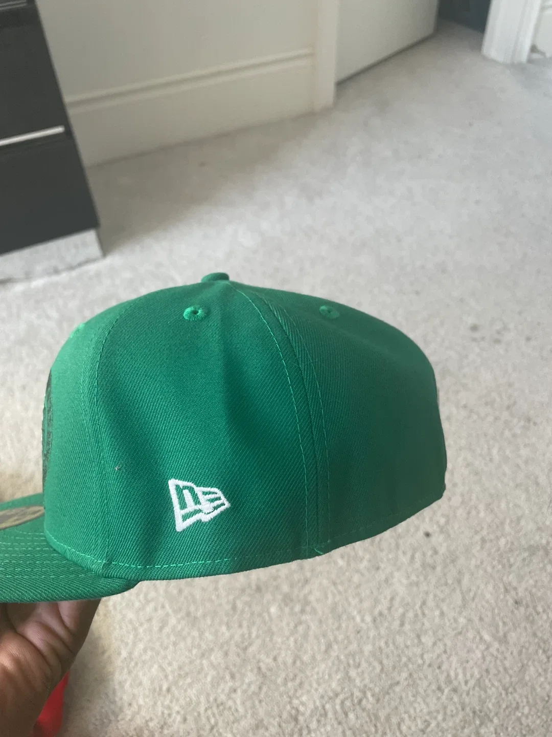 Green celtics hat image indicator(2)