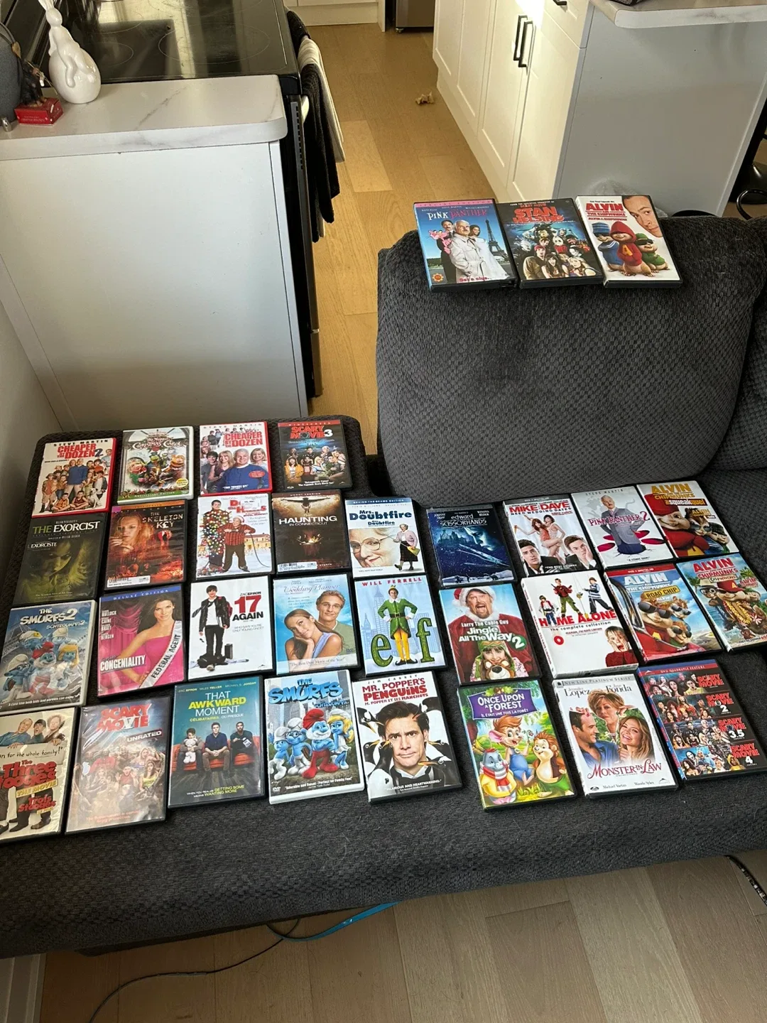 Mixed DVD Movie Lot thumbnail