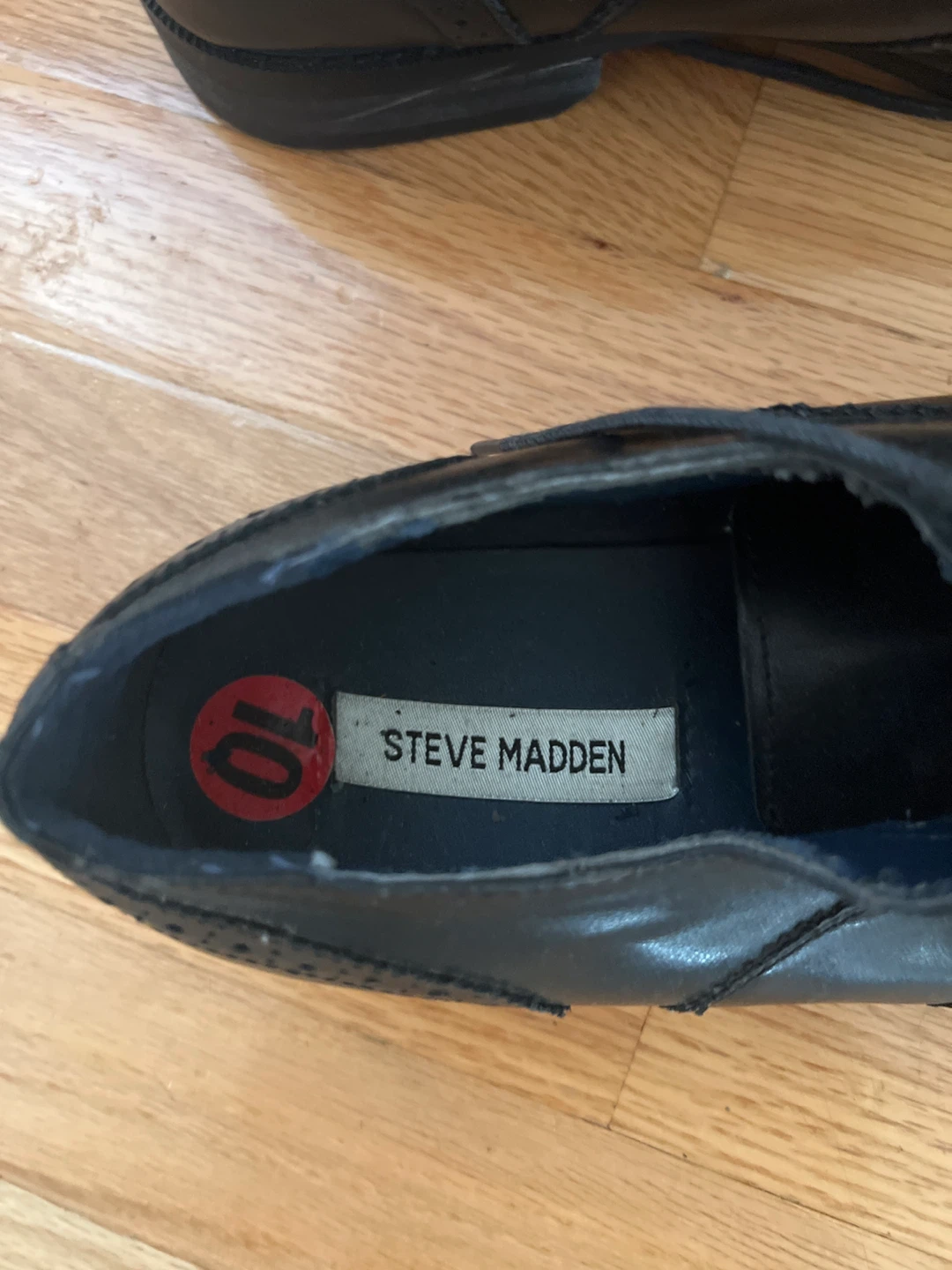 Steve Madden Black Dress Shoes - Size 10 - photo 2