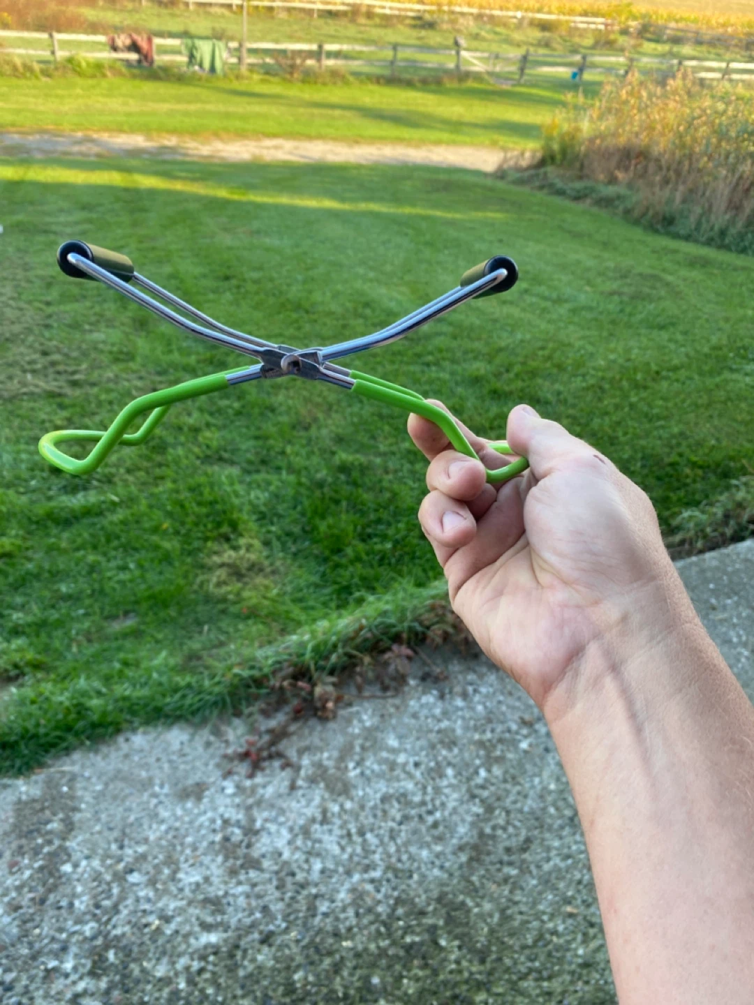 Jar Lifter Tongs