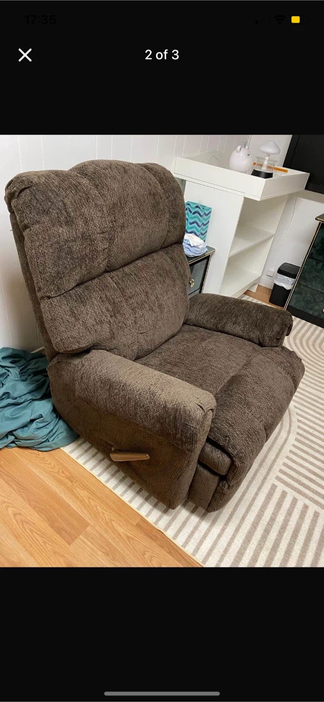Rocking Recliner - Brand New Condition! - photo 3
