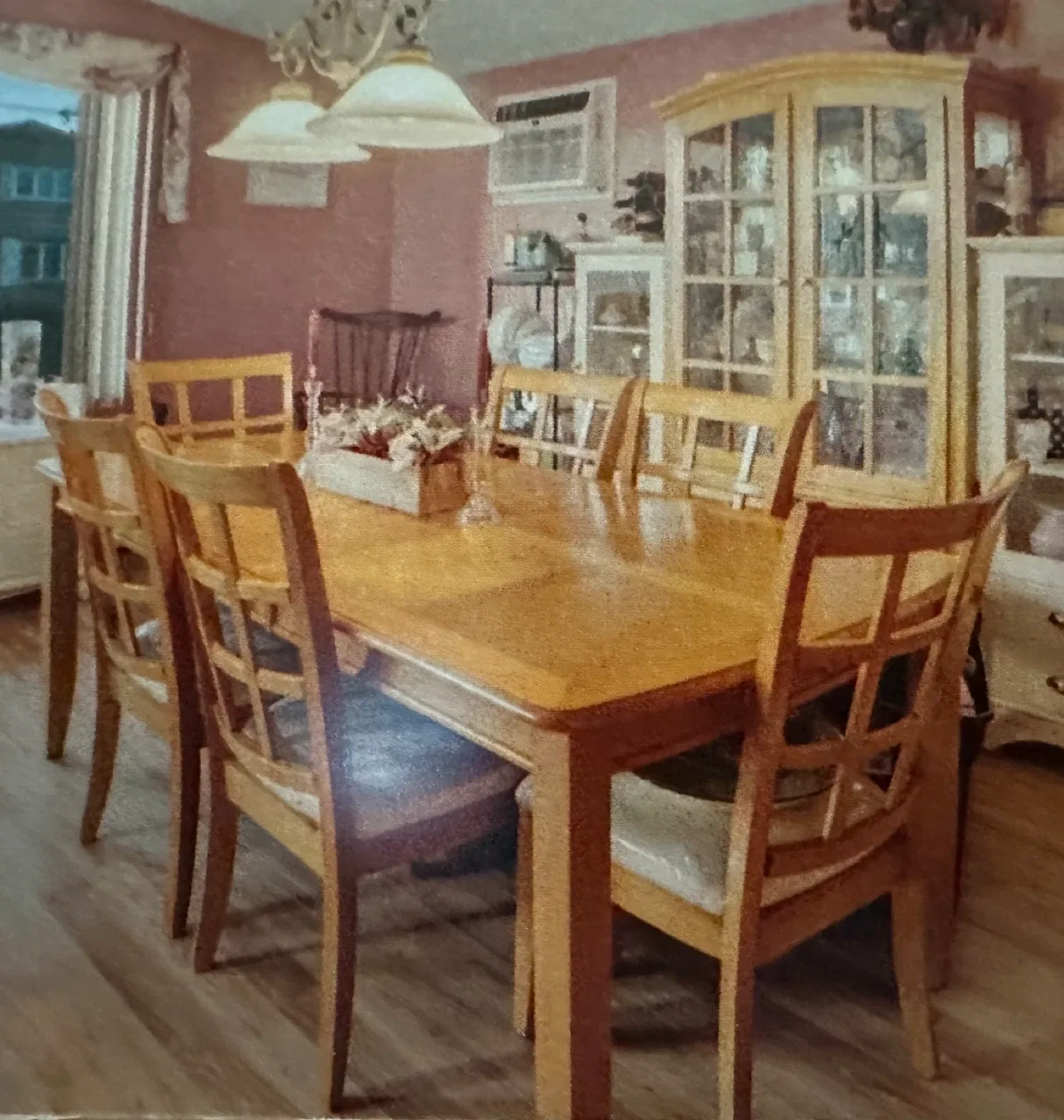 Dining Room set: Table with 6 chairs and 2 china cabinets image indicator(3)