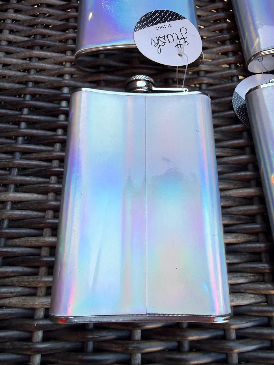 4 New Iridescent Flasks image indicator(3)
