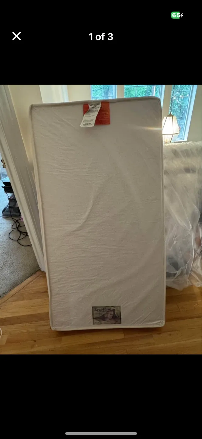 Ever-Firm Crib Mattress - Like New! thumbnail