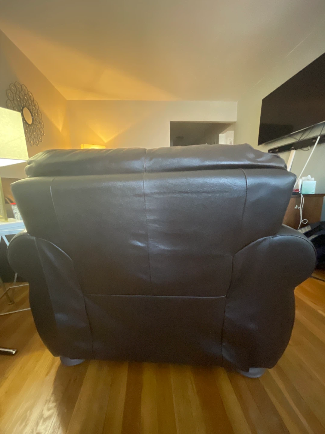Brown Leather Recliner Chair (Raymour & Flanigan) - photo 4