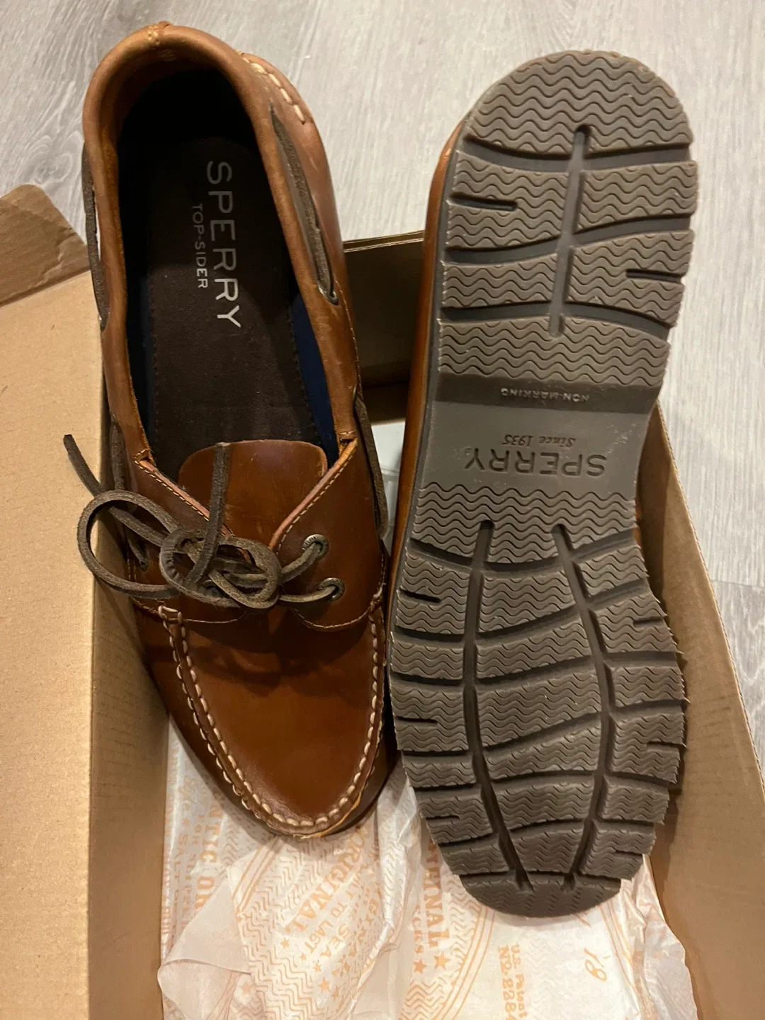 Sperry A/O Mini Lug Boat Shoes - Size 12 image indicator(2)