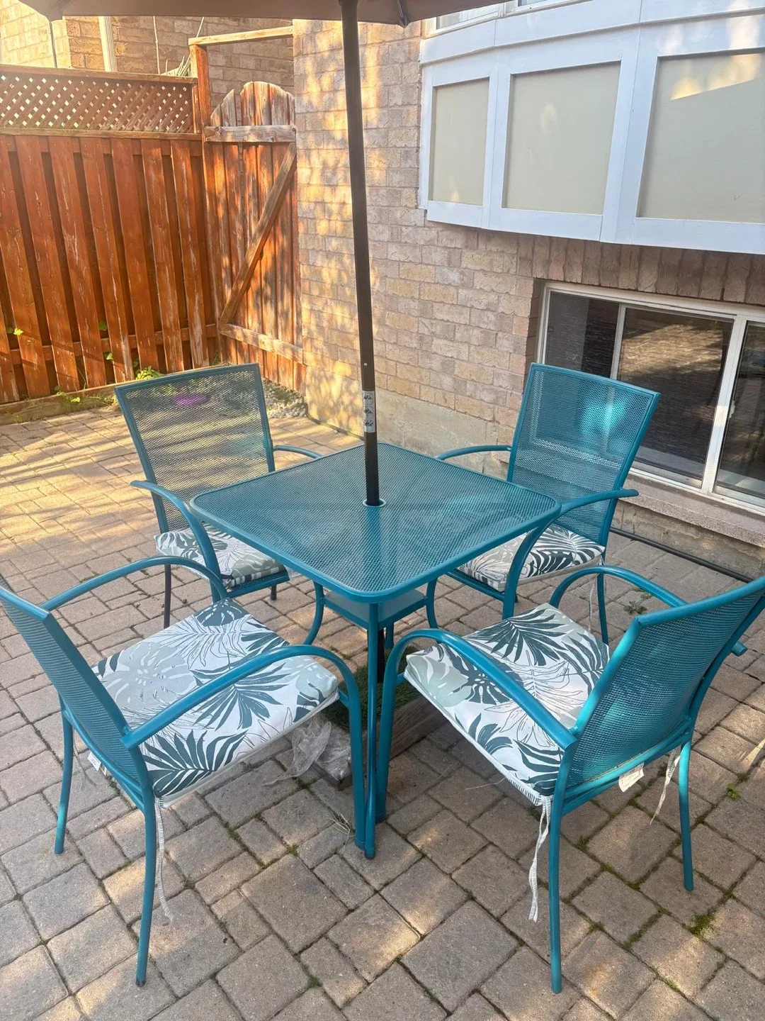 Patio Set with Umbrella - Teal Table & 4 Chairs image indicator(2)