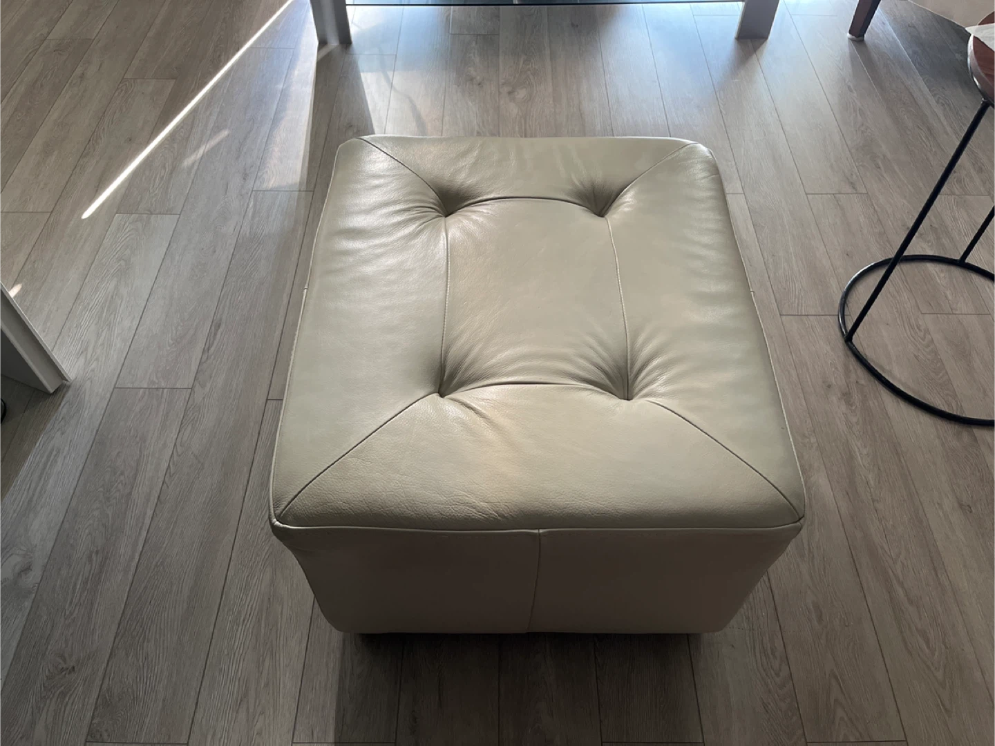 Italian 3seat beige sofa - photo 2