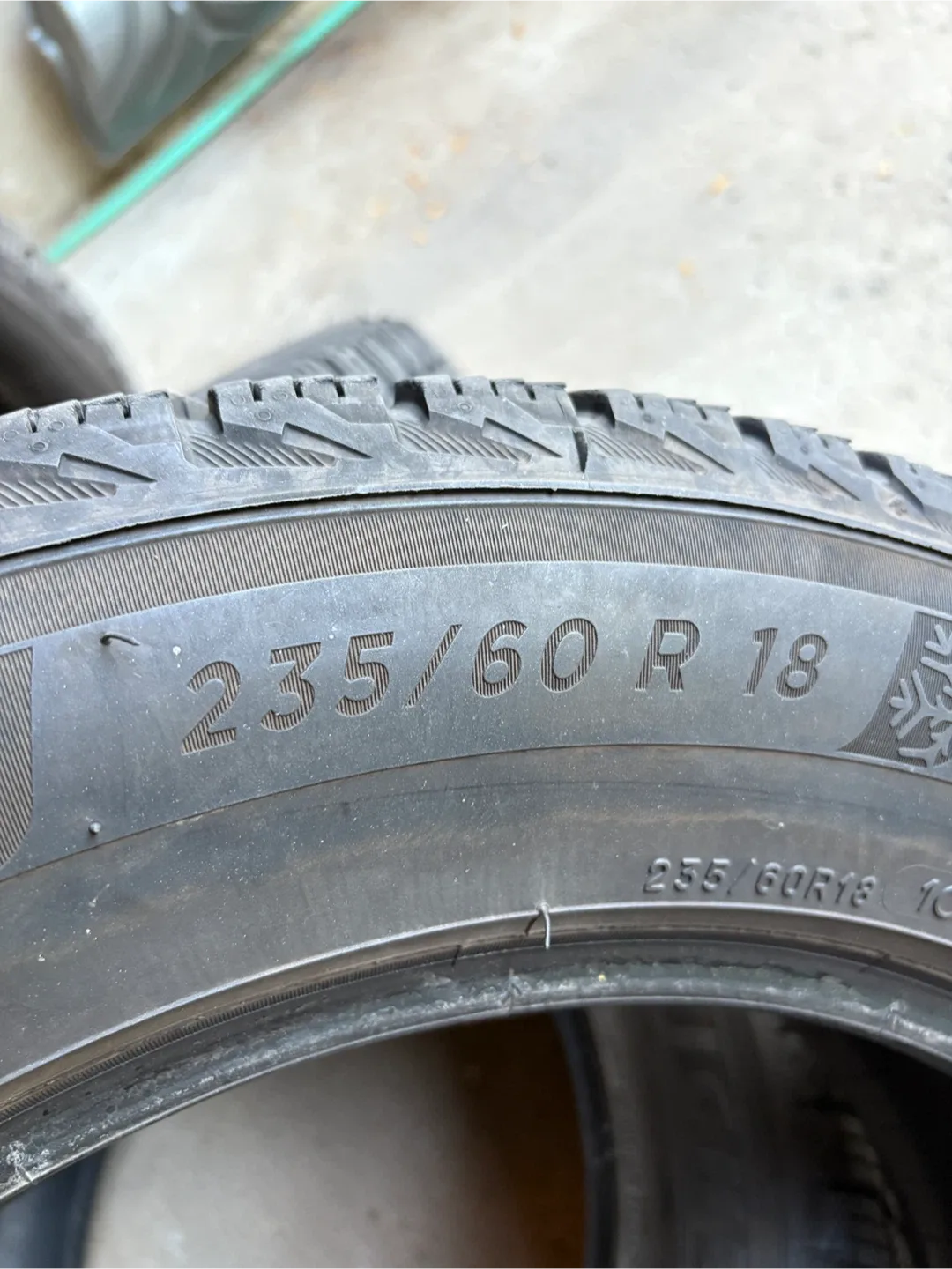 Michelin 235/60R18 Winter Tires - Set of 4 image indicator(4)