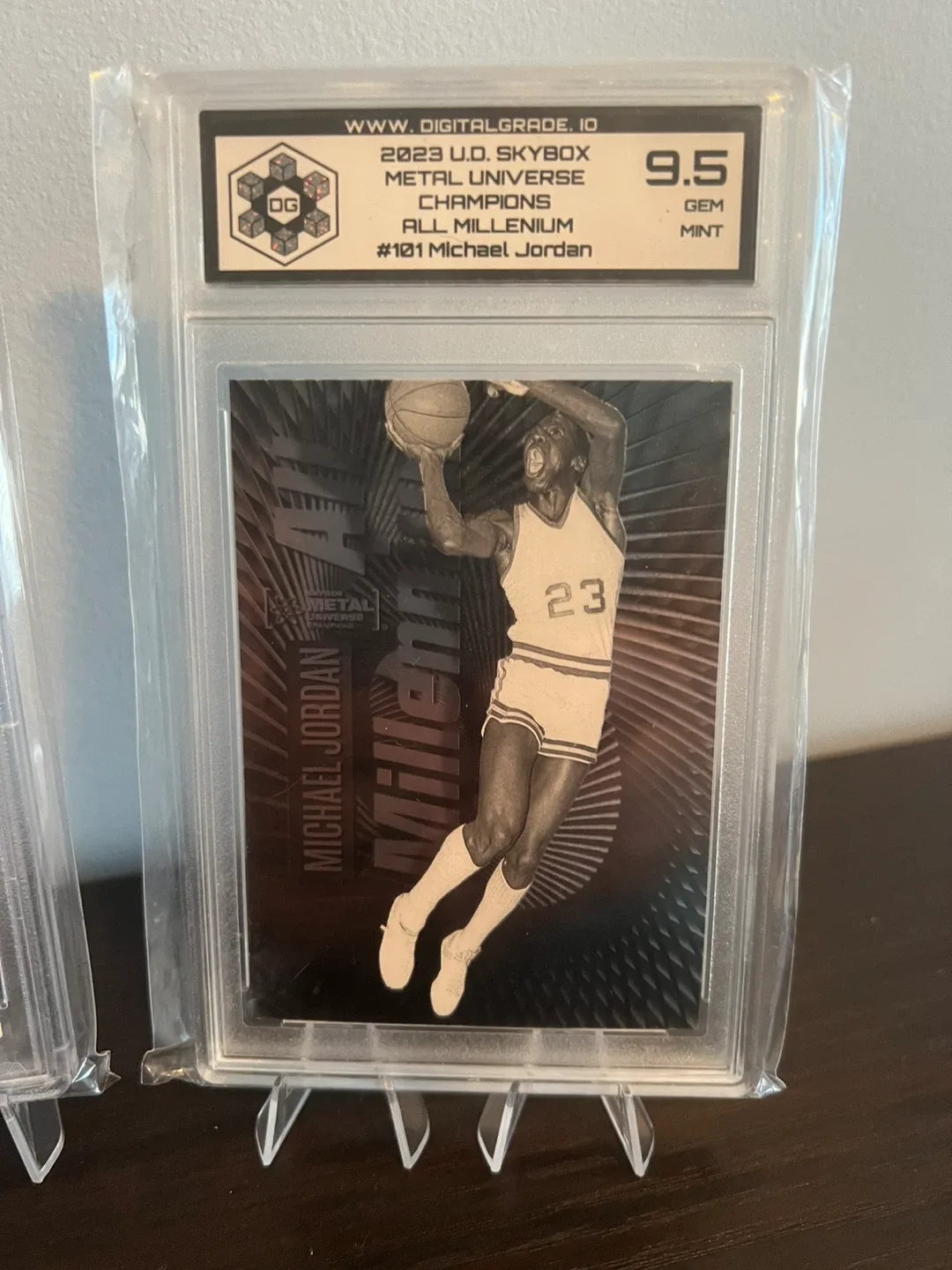 Michael Jordan Trading Cards - 1987, 1988, 1991, 2023 image indicator(5)