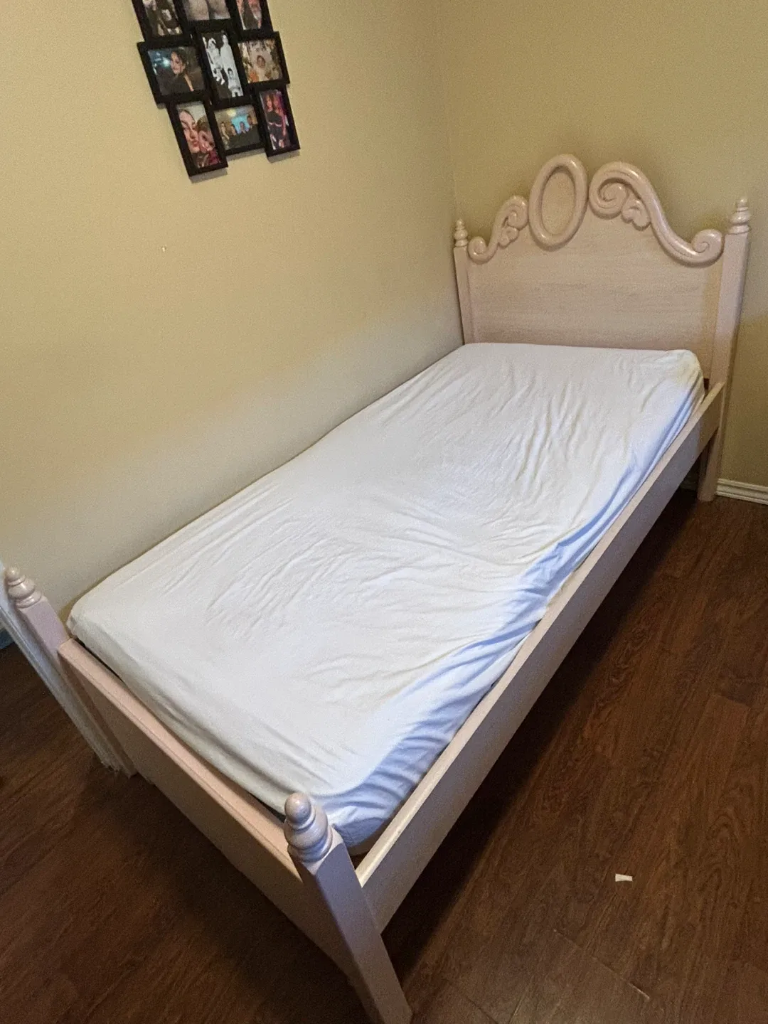 Pink bedroom set with vanity, dresser, bed frame, and mattress image indicator(3)