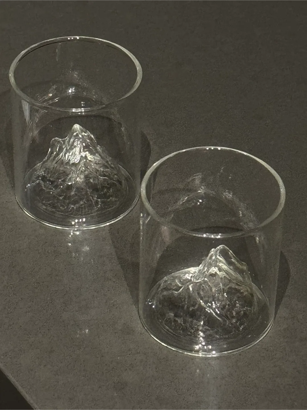Glasses with Mountain Design thumbnail