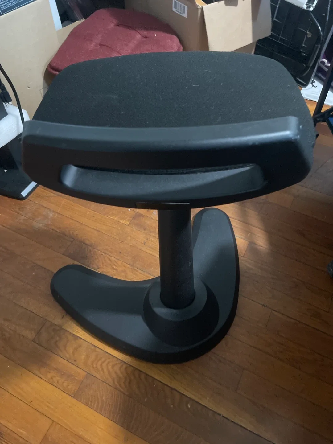 Adjustable Black Ergonomic Kneeling Chair image indicator(2)