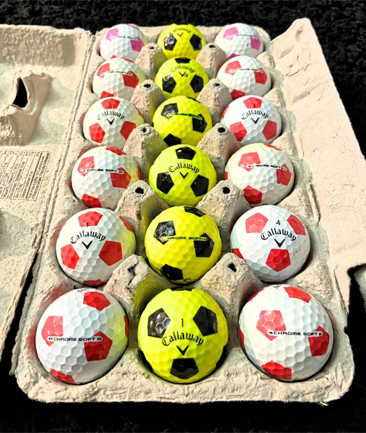 18 Callaway Chrome Soft Truvis Golf Balls