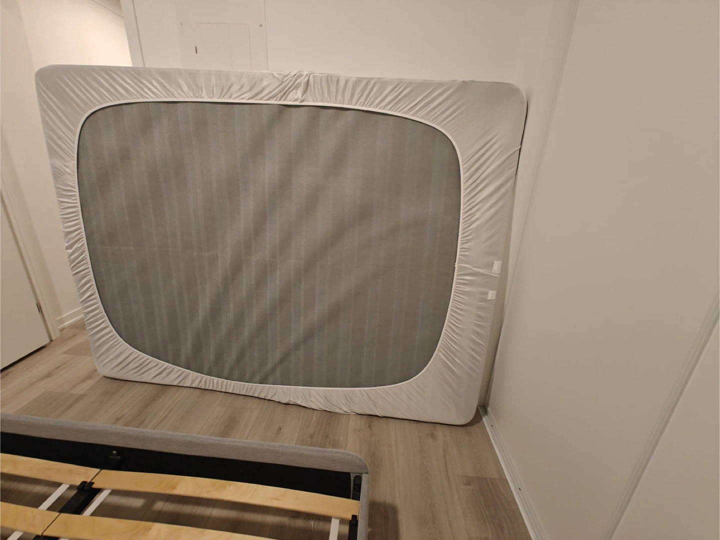 Move Out Sale - Queen Bed Frame + 2 Mattresses & Cover - photo 4
