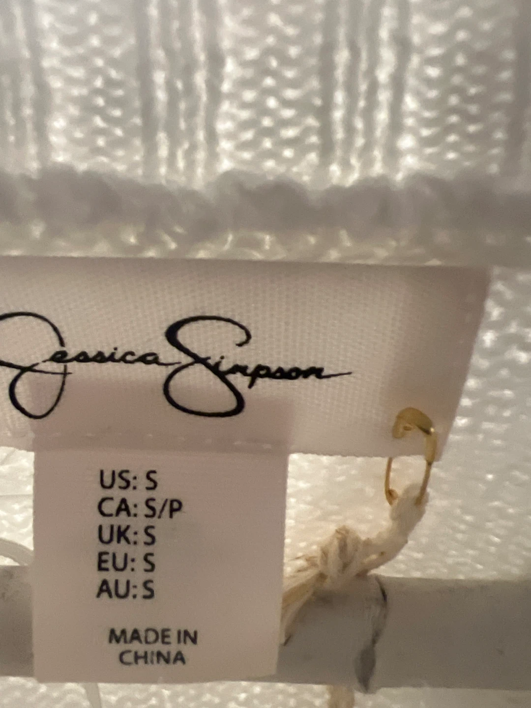 Jessica Simpson Cream Heart Sweater - Size S - photo 2