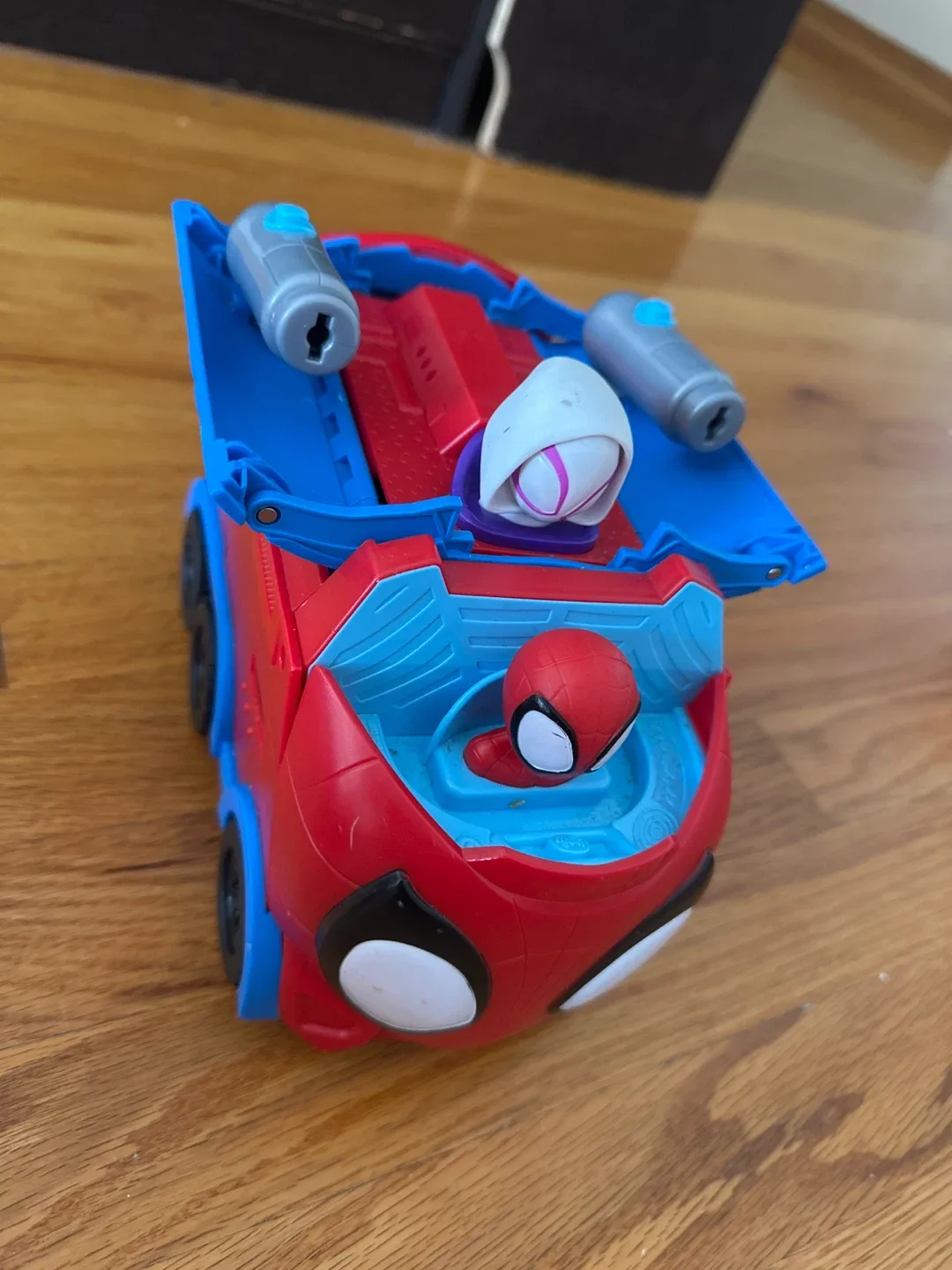 Marvel Spidey and His Amazing Friends Web-Quarters Playset image indicator(3)