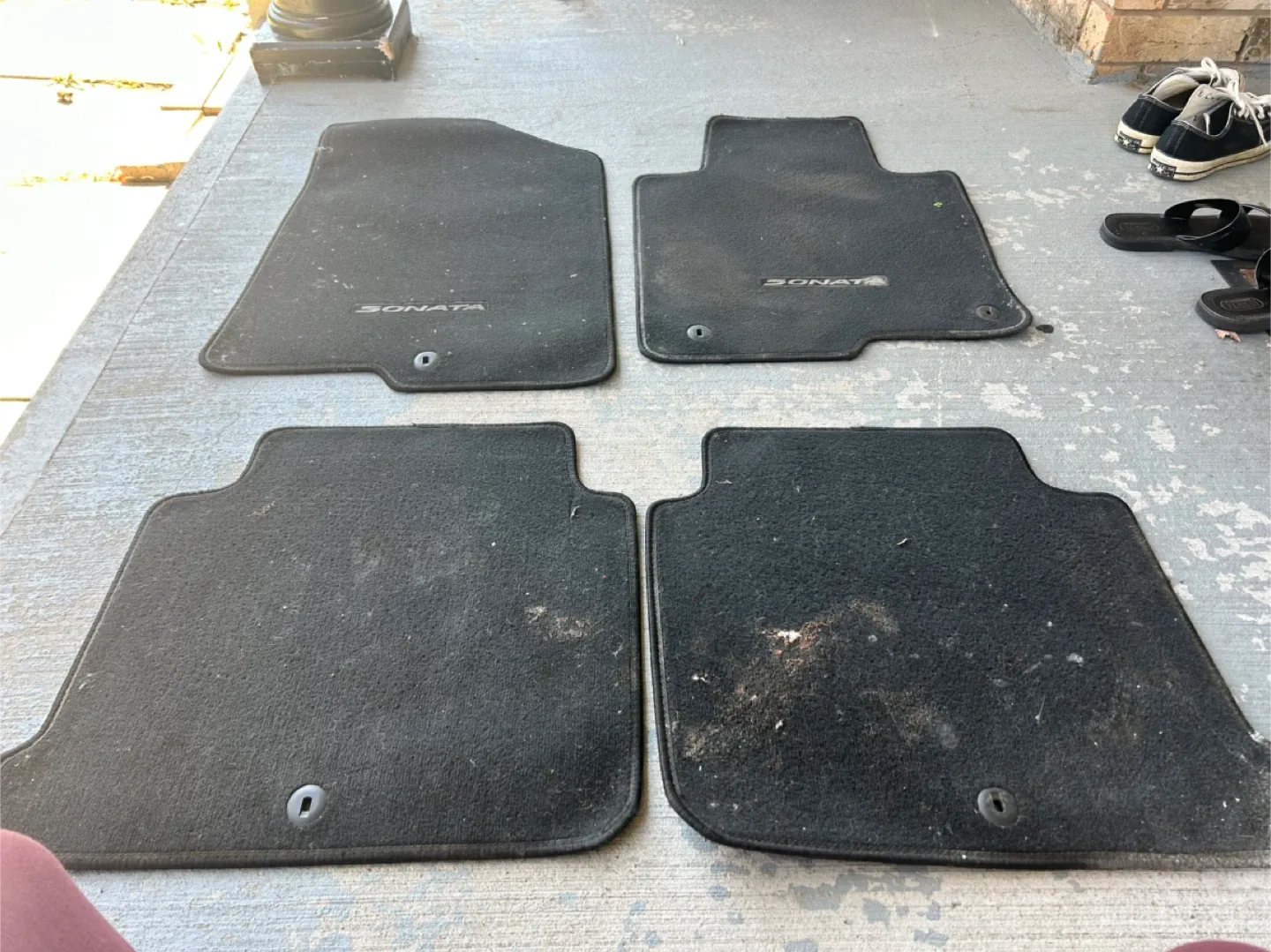 Hyundai Sonata Floor Mats - Full Set image indicator(2)