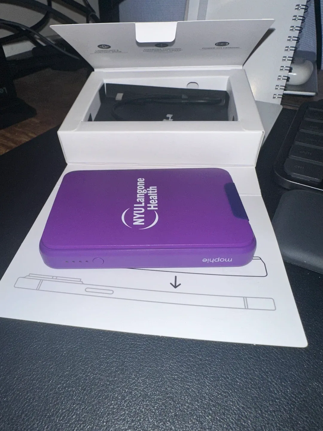Mophie Wireless Powerstation Stand - Purple image indicator(3)