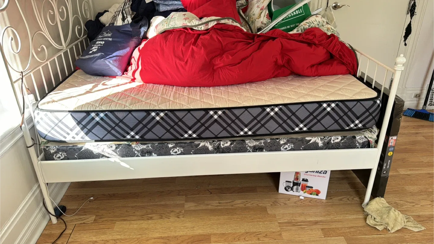 White Queen Metal Bed Frame, Box, Mattress and 2 Pillows image indicator(3)