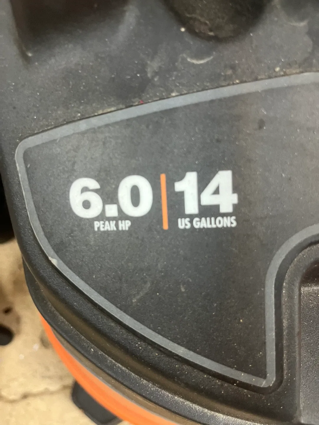 Ridgid 6.0 Peak HP Wet/Dry Vac - 14 US Gallons image indicator(2)