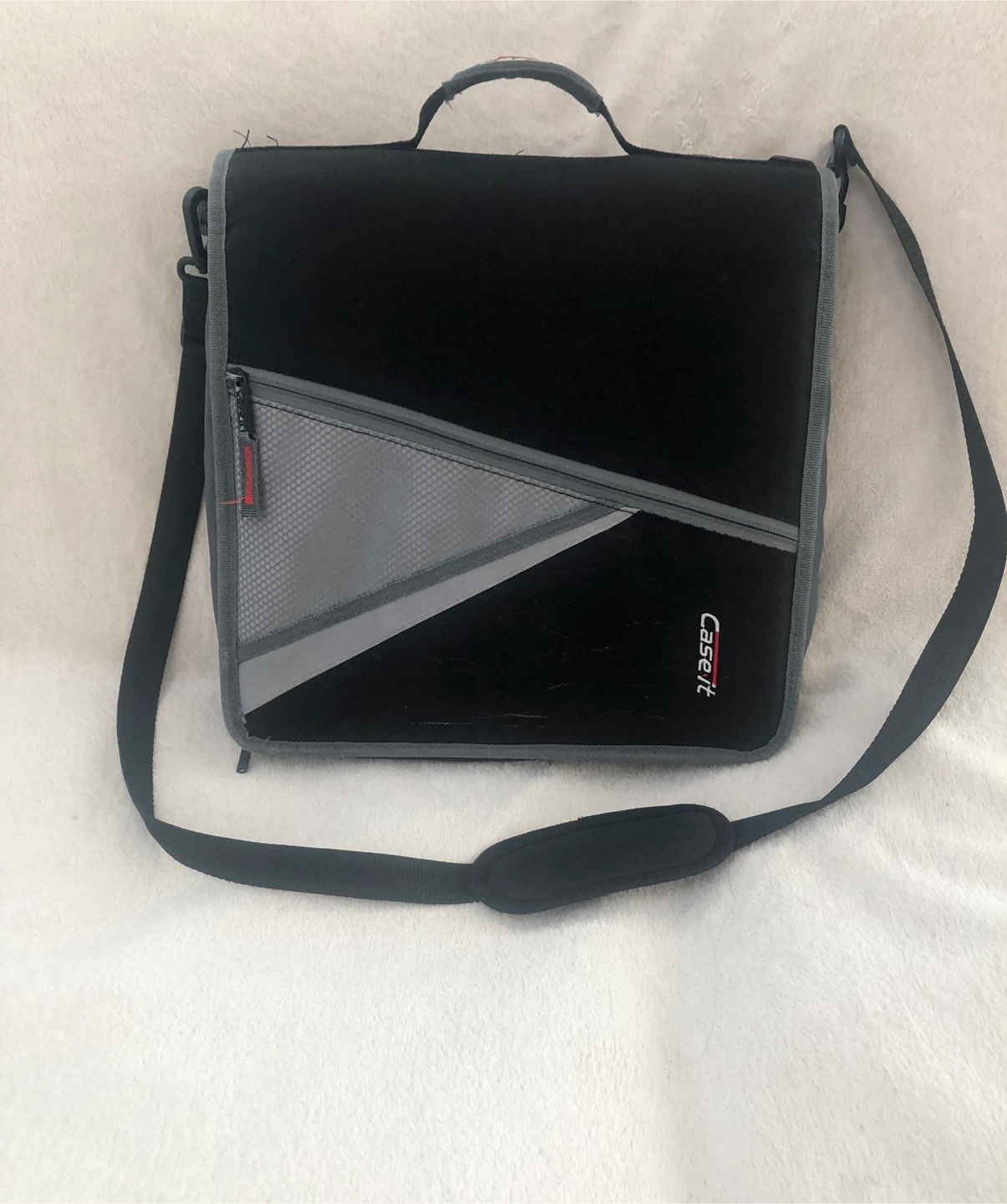 Case-it Black Zipper Binder