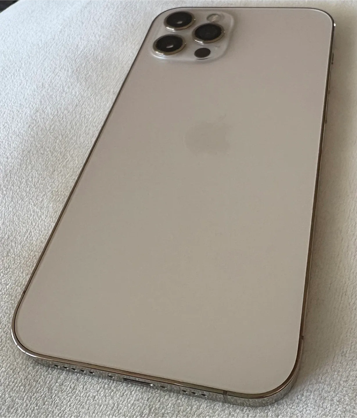 Apple iPhone 12 Pro  - Gold image indicator(5)