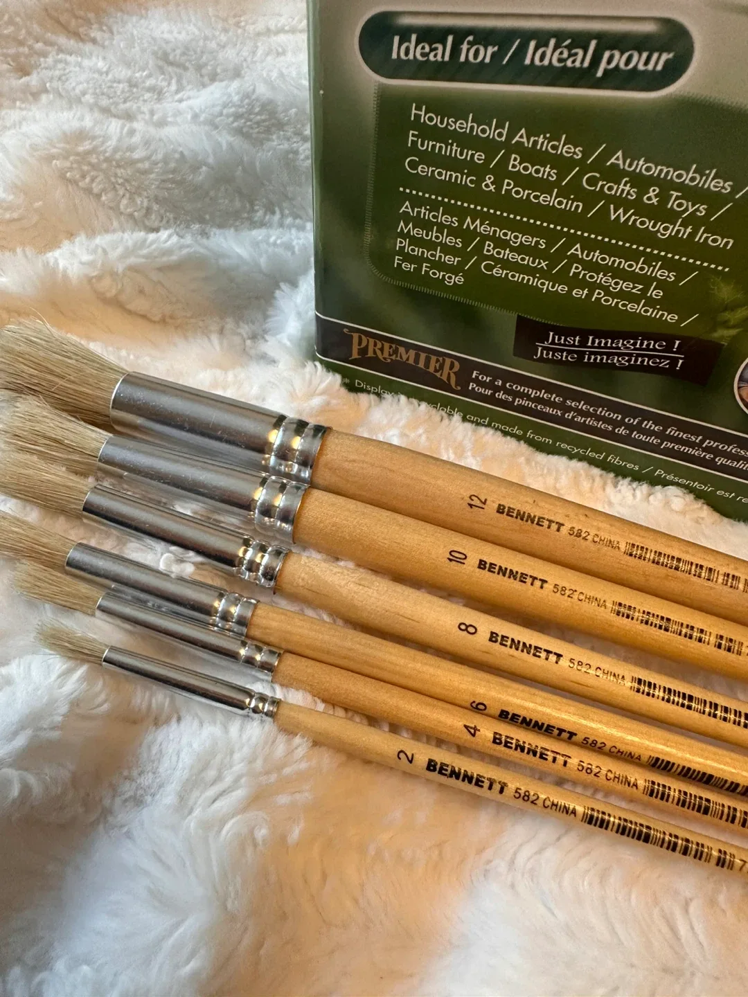 Bennett Artist's Brushes Set image indicator(2)