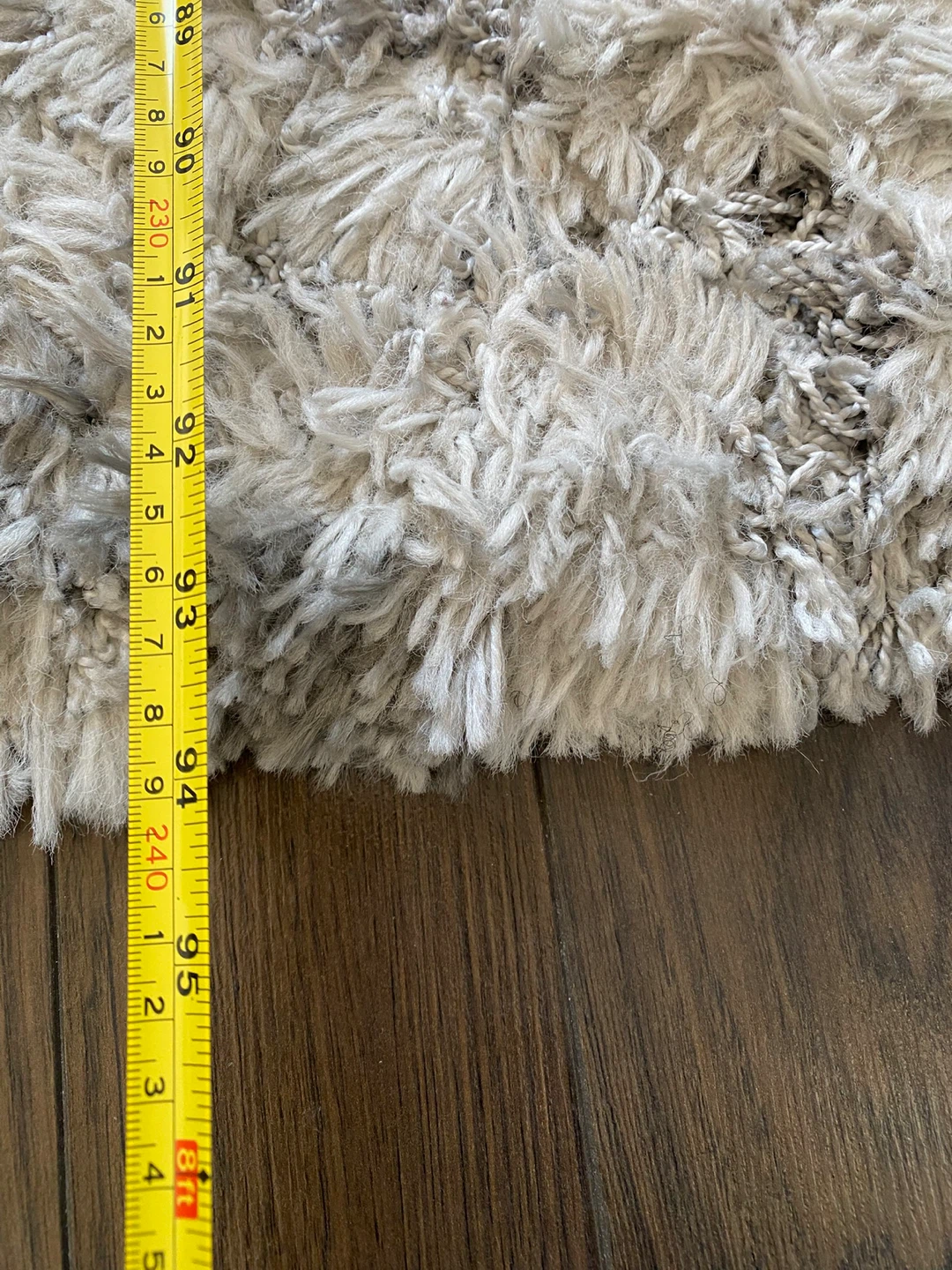 Grey & White Shag Rug - photo 5