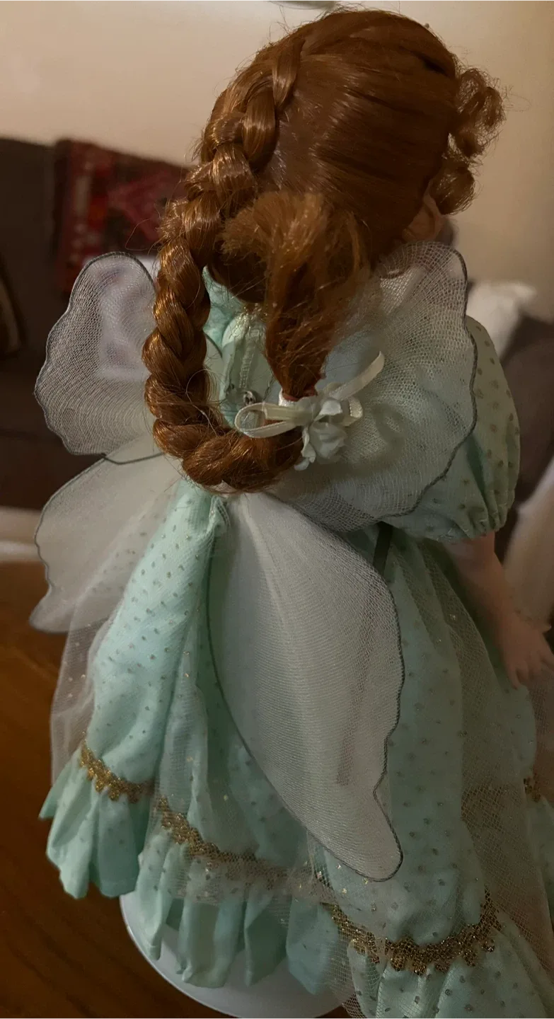 Collectible Porcelain Doll image indicator(4)