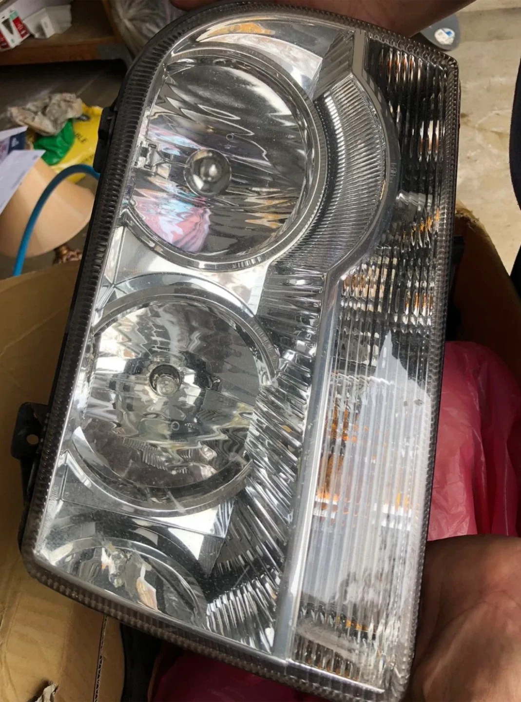 Chrysler 300 Headlight & Taillight Set image indicator(4)