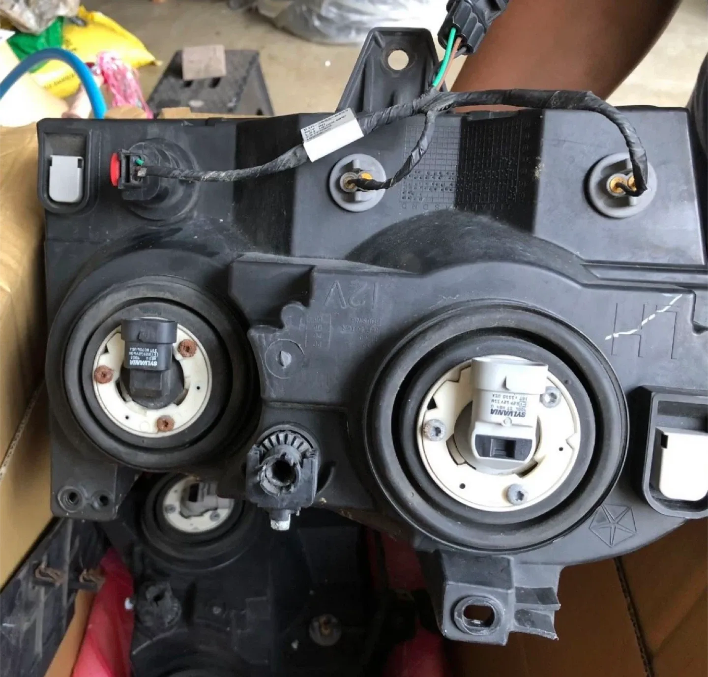 Chrysler 300 Headlight & Taillight Set image indicator(5)