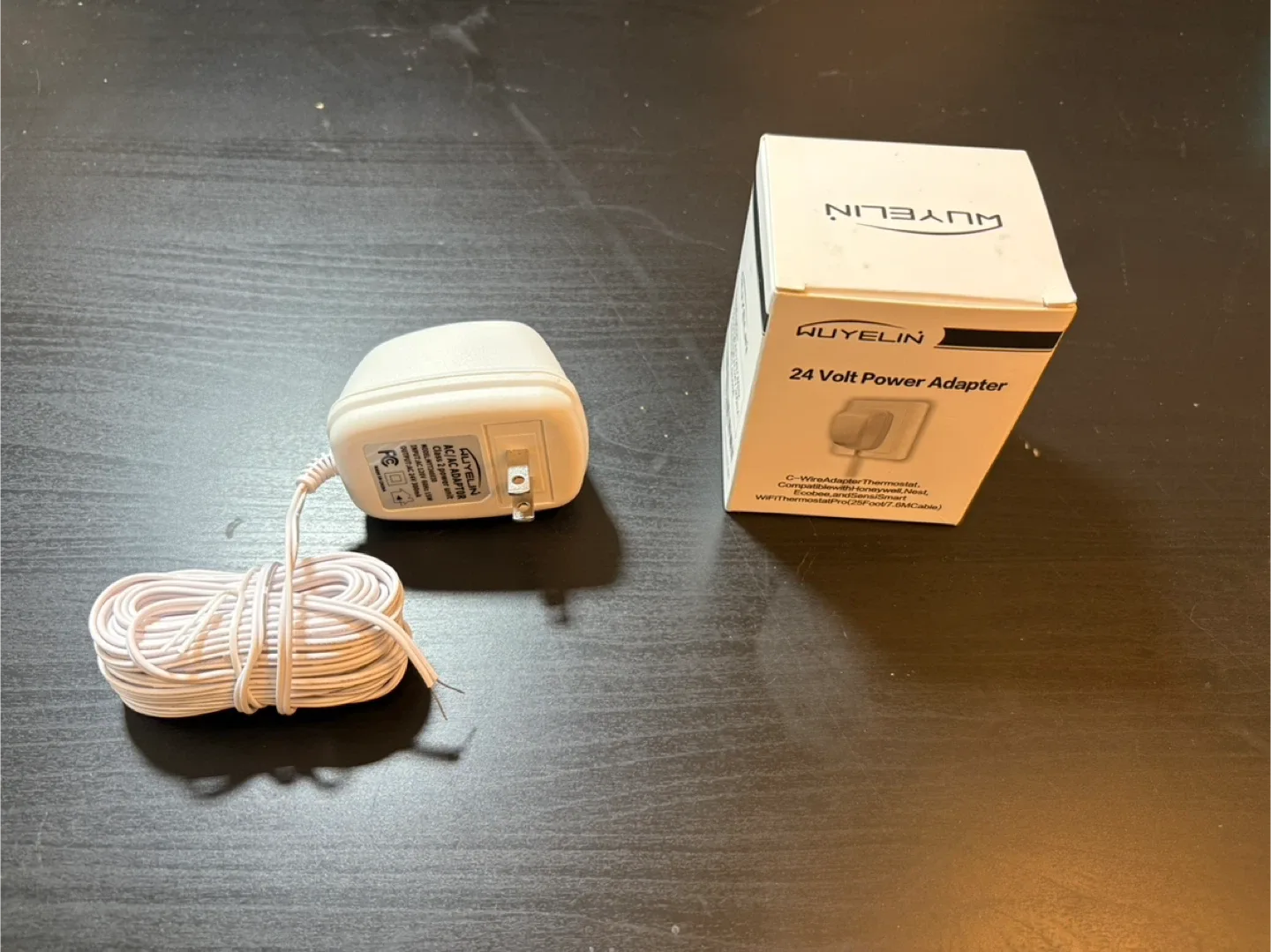 AUYELIN 24 Volt Power Adapter thumbnail