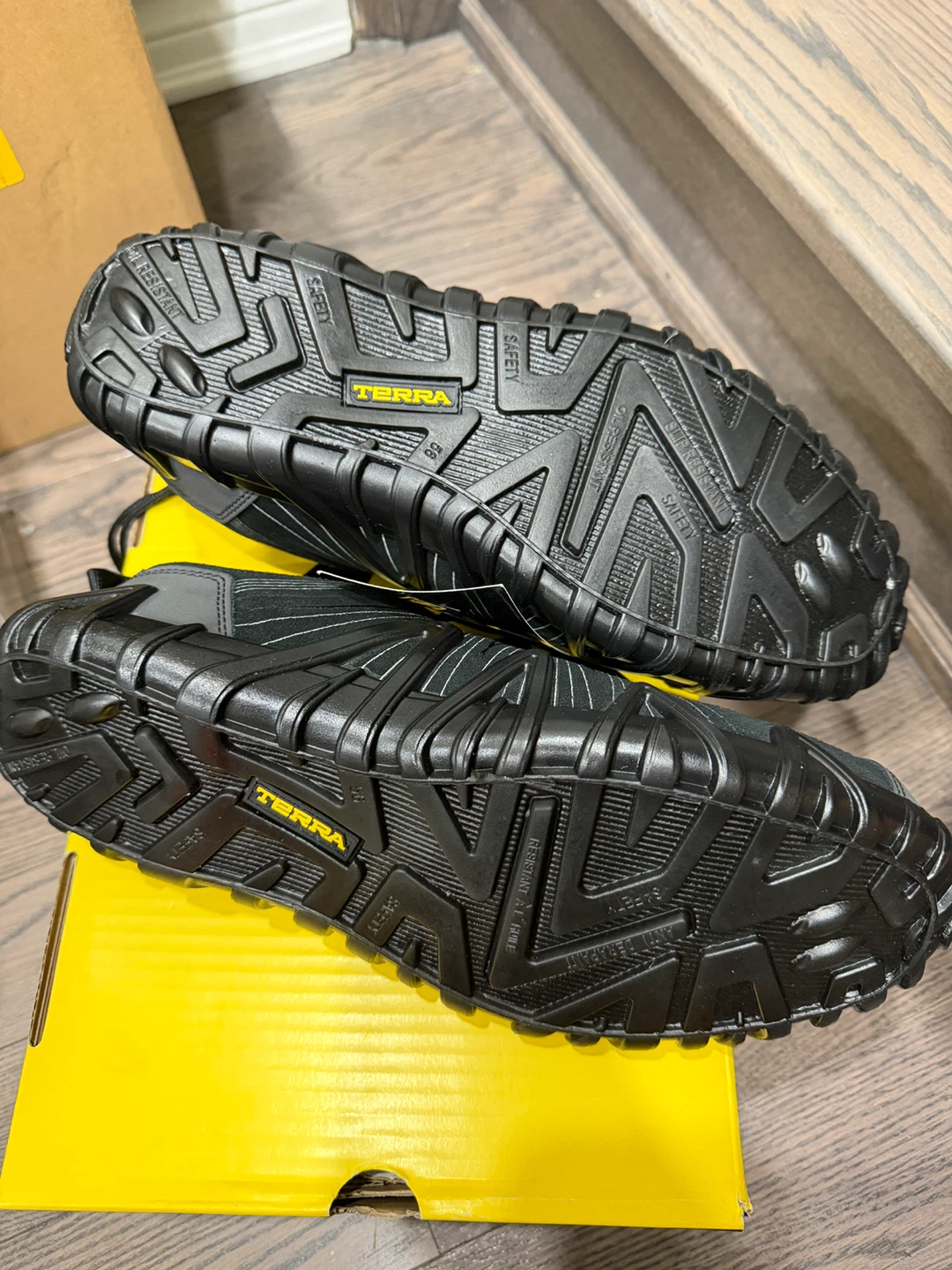 New Terra Spider X Composite Safety Toe Shoes - Size 11 - photo 4